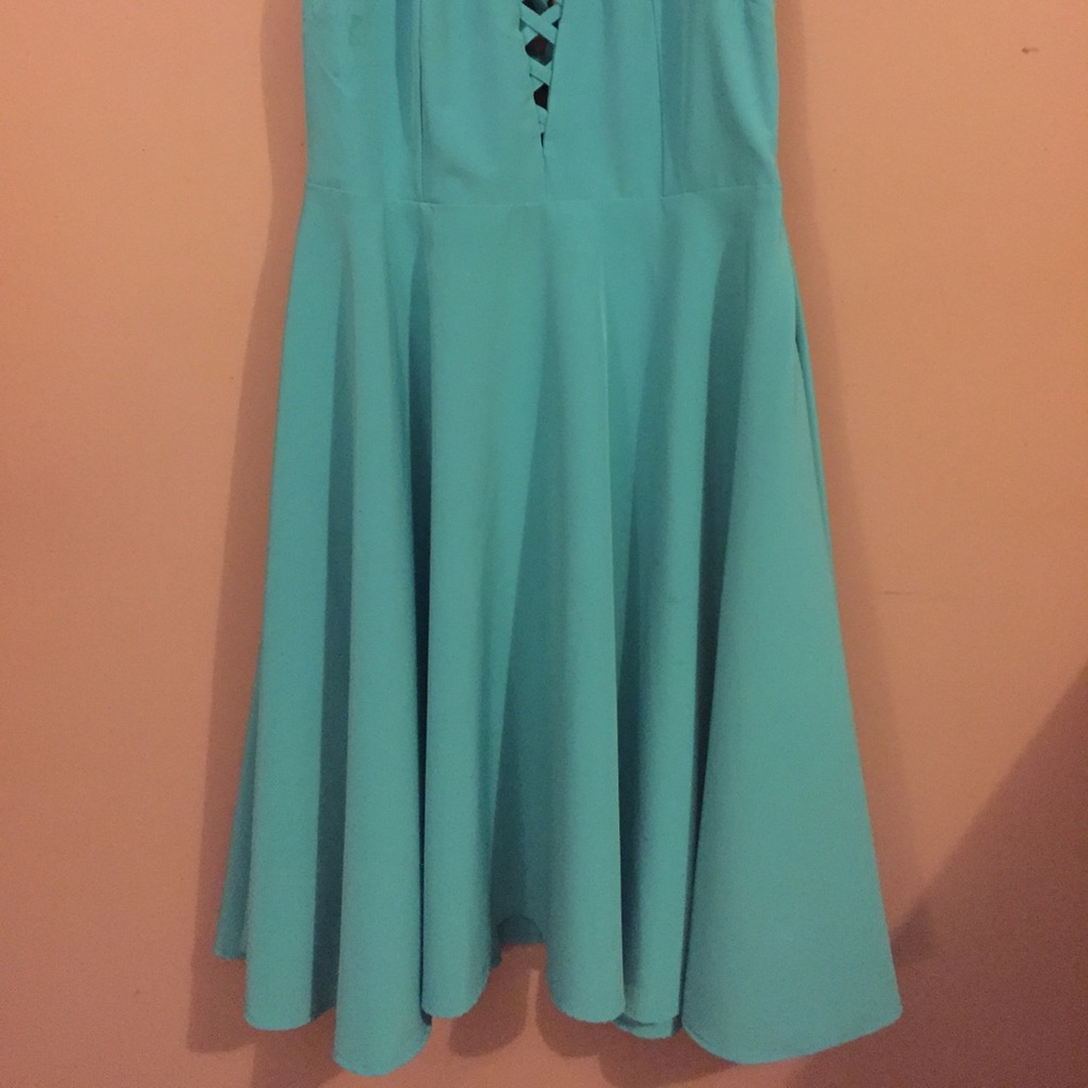 Dress. - Picture 2 of 3